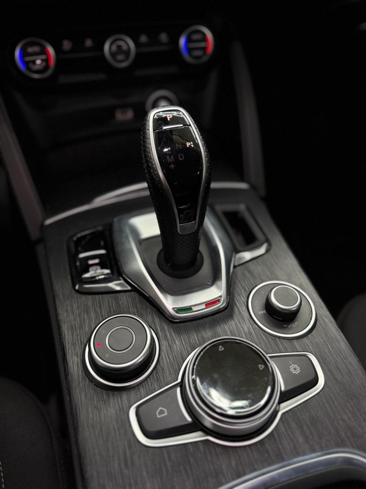 Alfa Romeo Stelvio 2.2 Turbodiesel 190 CV AT8 RWD Executive