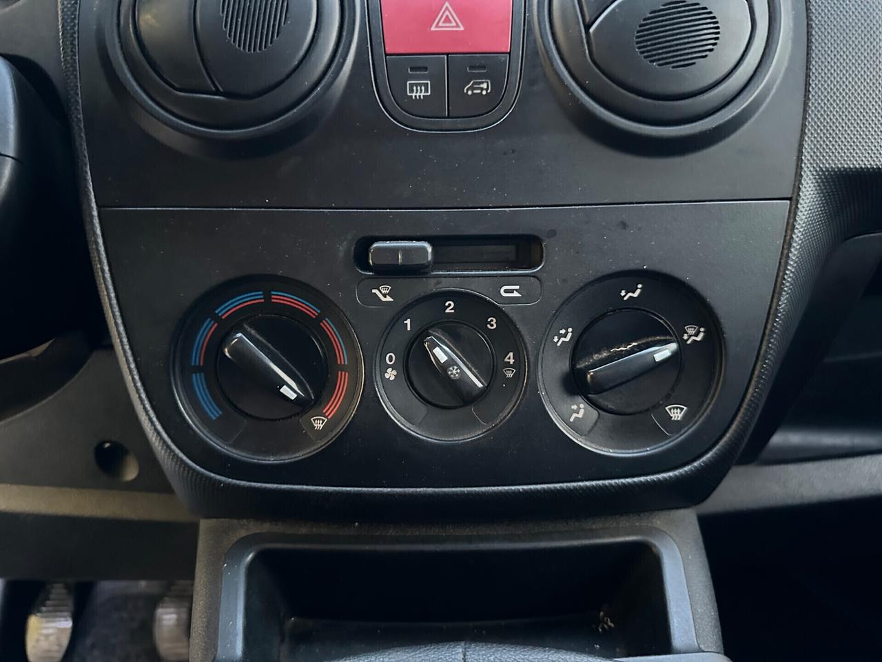 Peugeot Bipper 1.4hdi Clima 2011