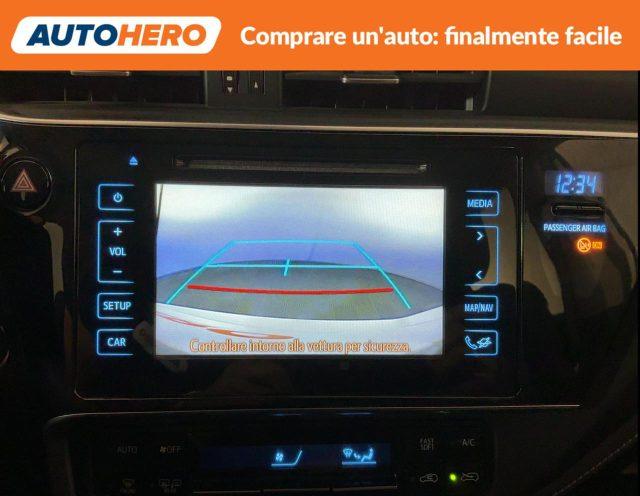 TOYOTA Auris Touring Sports 1.8 Hybrid Black Edition