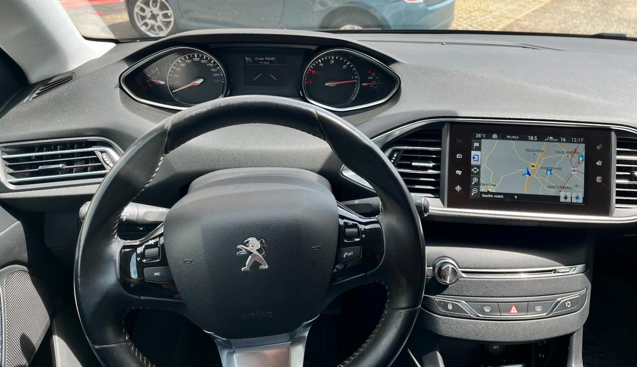 Peugeot 308 1.6 e-HDi 115CV Stop&Start CC Allure