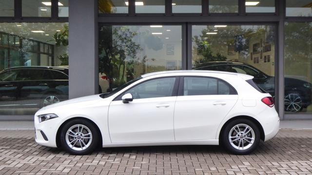 MERCEDES-BENZ A 180 d Automatic Business