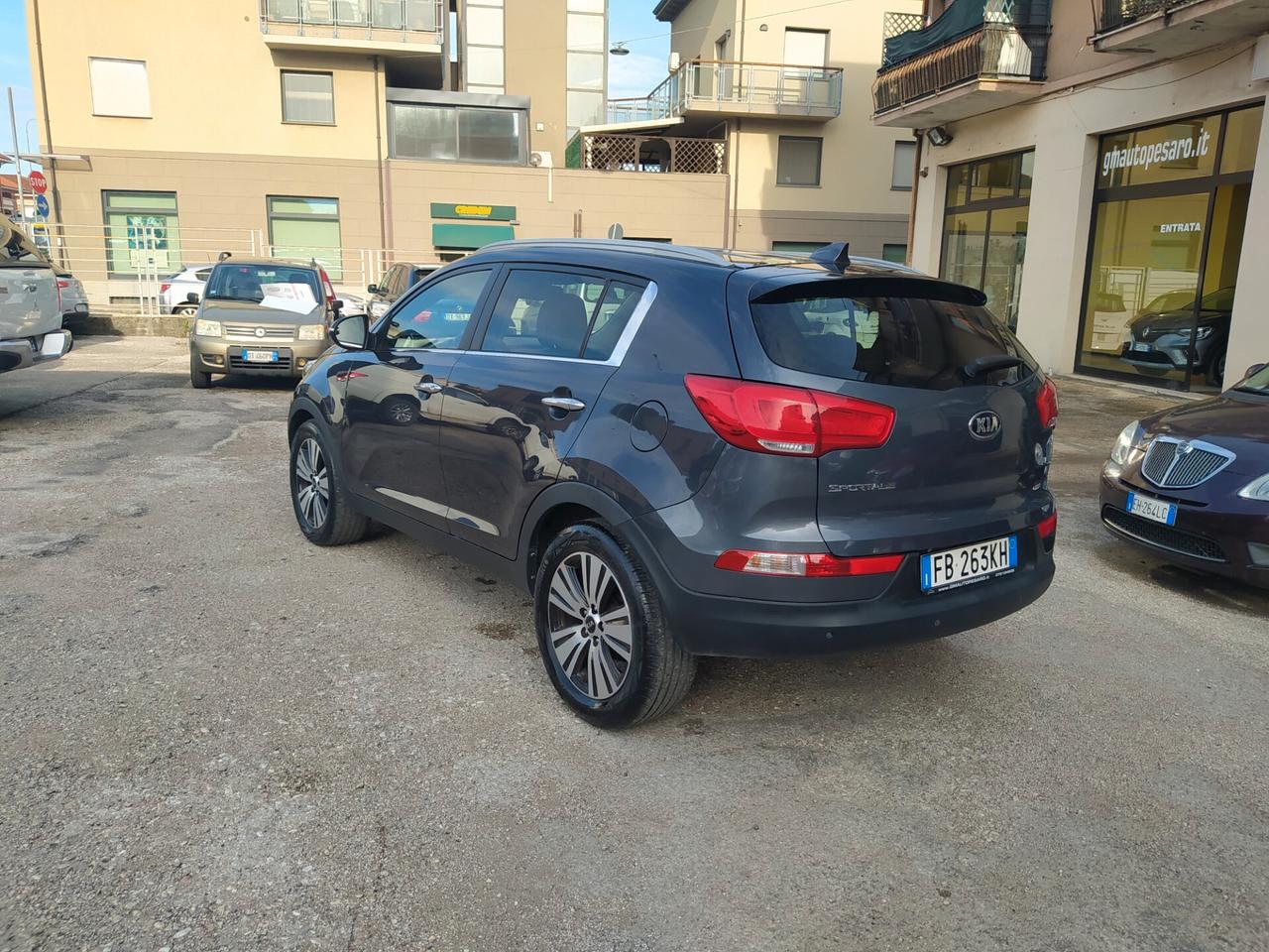 Kia Sportage 1.7 CRDI VGT 2WD high tech