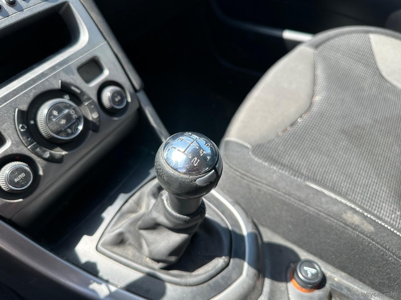 PEUGEOT 308 1.6 HDi 110 CV 5p.