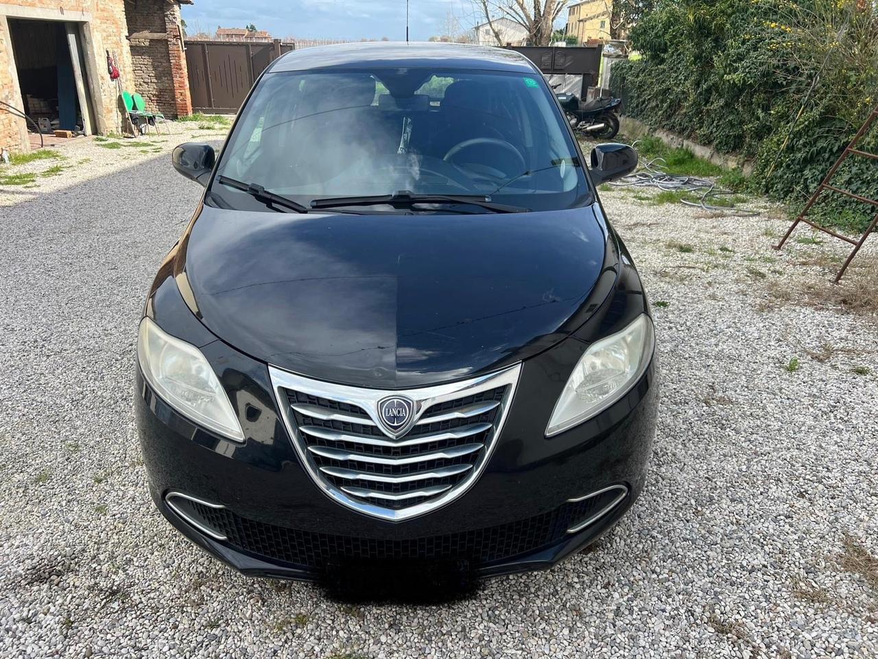Lancia Ypsilon 1.2 69 CV 5 porte GPL Ecochic Gold