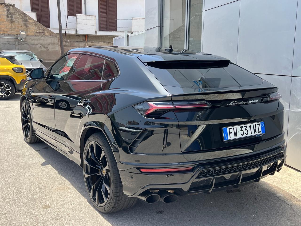 Lamborghini Urus 4.0 V8 auto possibilità noleggio no scoring