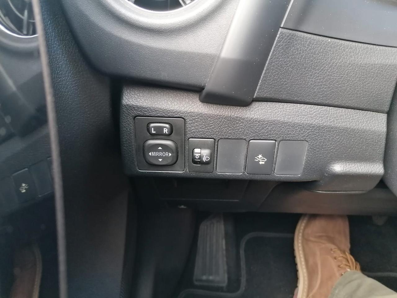 Toyota Auris Touring Sports 1.8 Hybrid Lounge