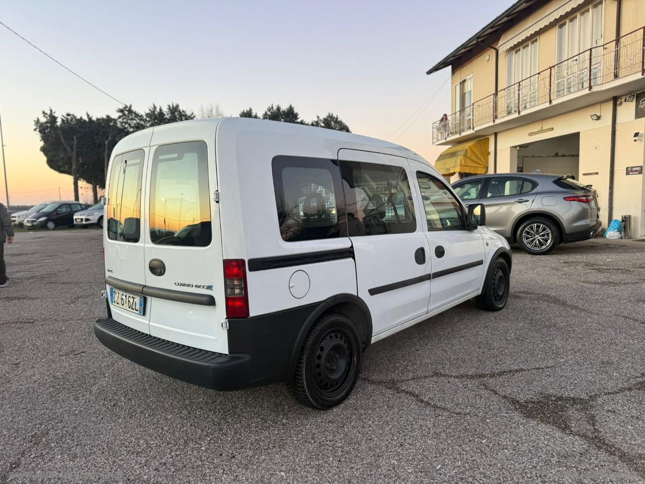 Combo VAN 1.6 CNG