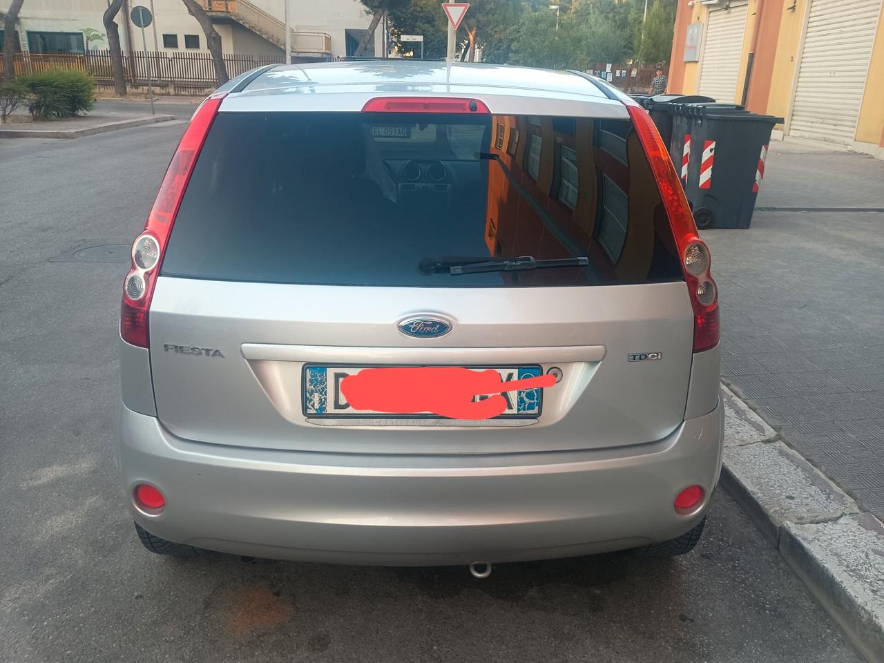 Ford Fiesta 1.4 TDCi 5p. Titanium