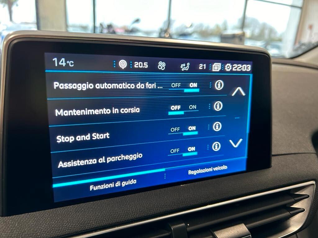 Peugeot 3008 ALLURE BlueHDi 130 6m GRIP CONTROL