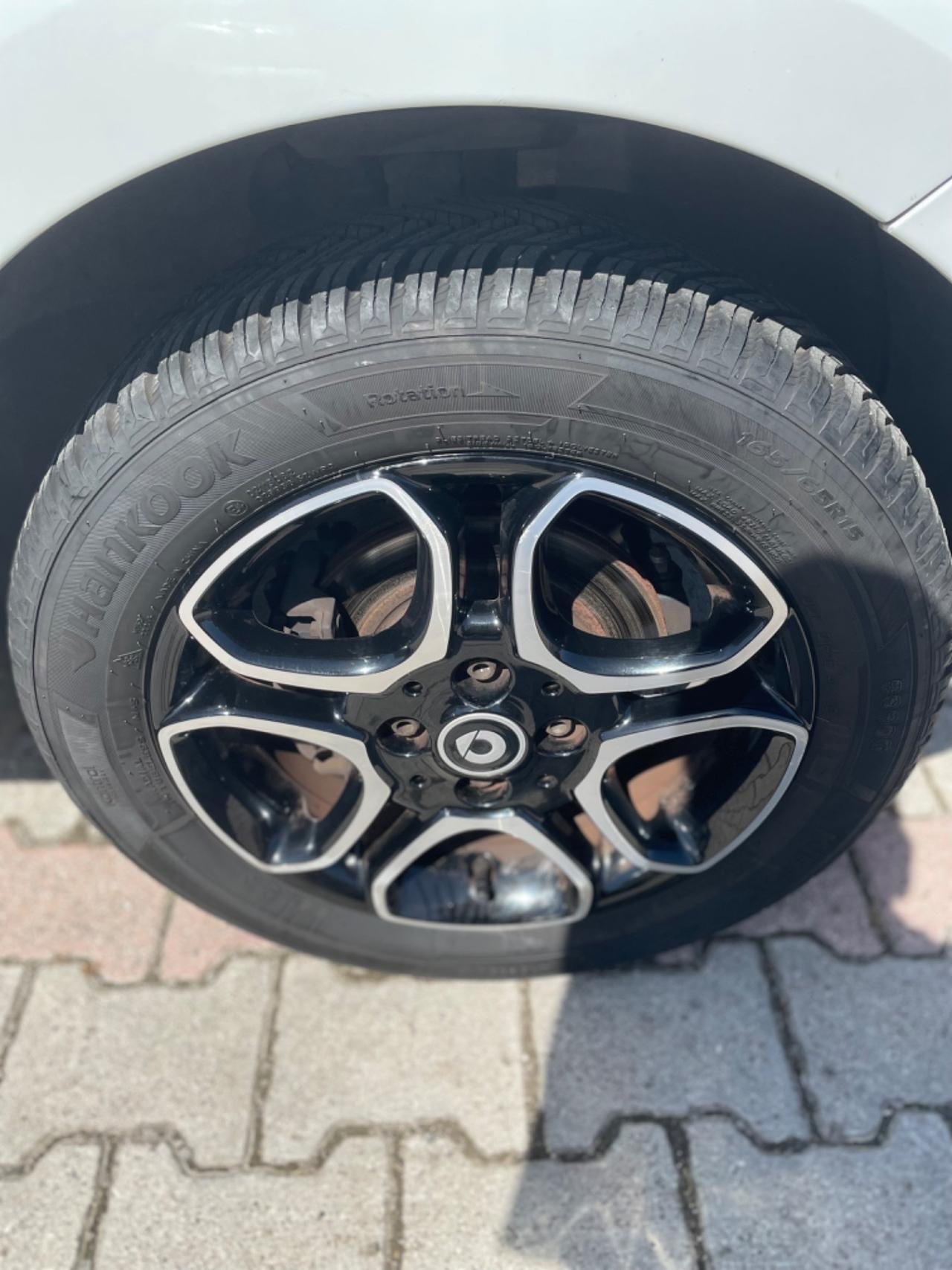Smart ForFour 70 1.0 twinamic Youngster