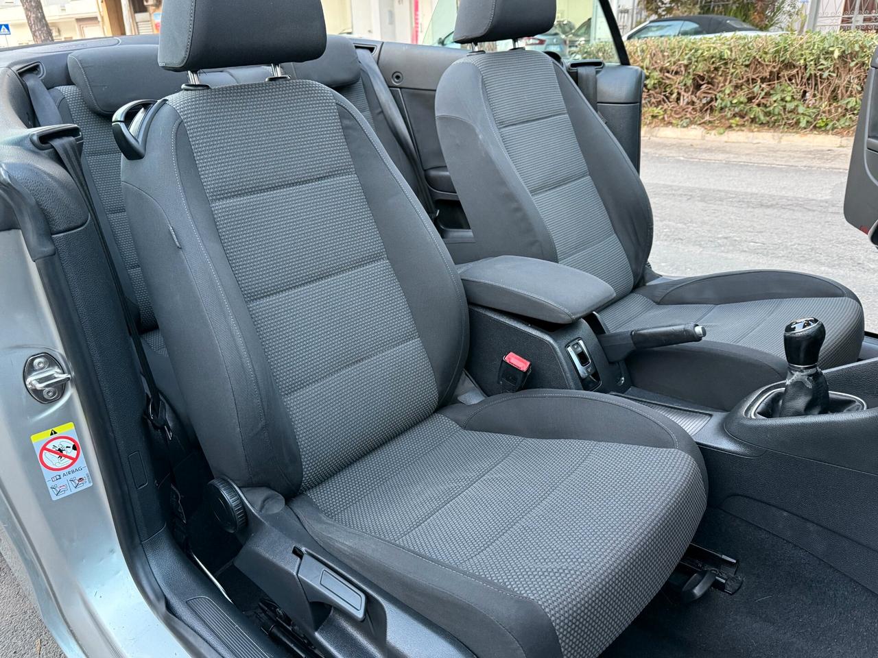 Volkswagen Golf CABRIO 1.6 TDI 105CV *LED - 2013