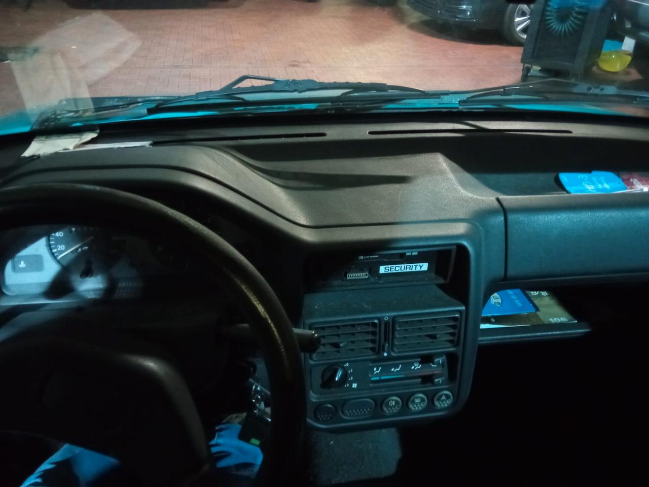 Peugeot 106 1.1i cat 3 porte XT