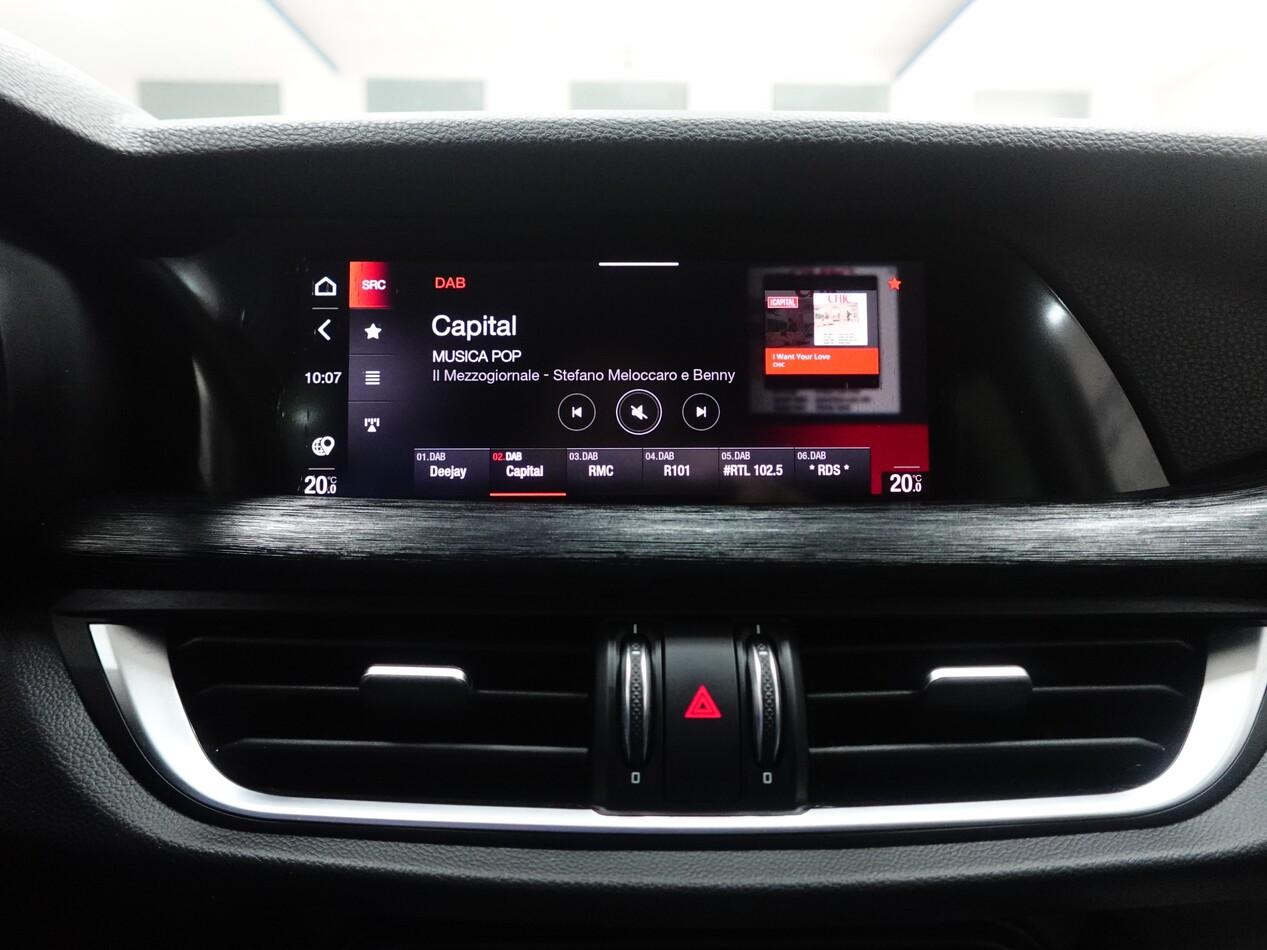 Alfa Romeo Stelvio 2.2 MJT 160 CV AT8 RW BUSINESS