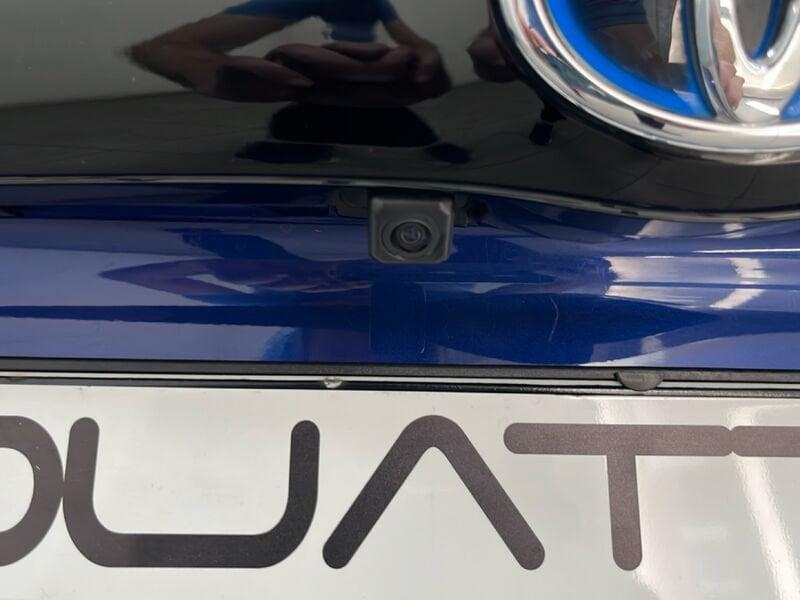 Toyota Yaris Hybrid Lounge MY22