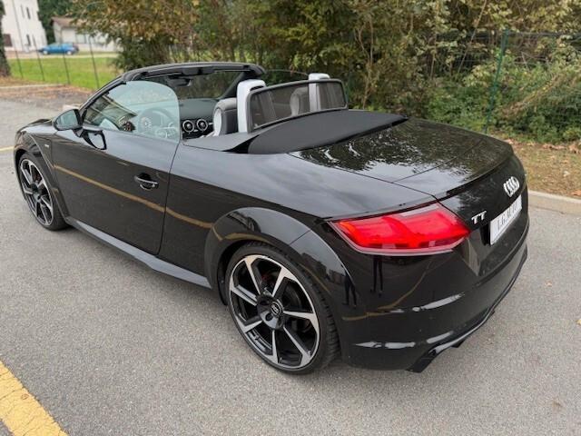 Audi TT Roadster 2.0 TFSI quattro S tronic S line