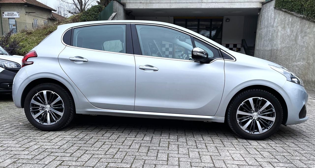 Peugeot 208 Allure 1.2 Benzina 5p. E6 Neopatentati