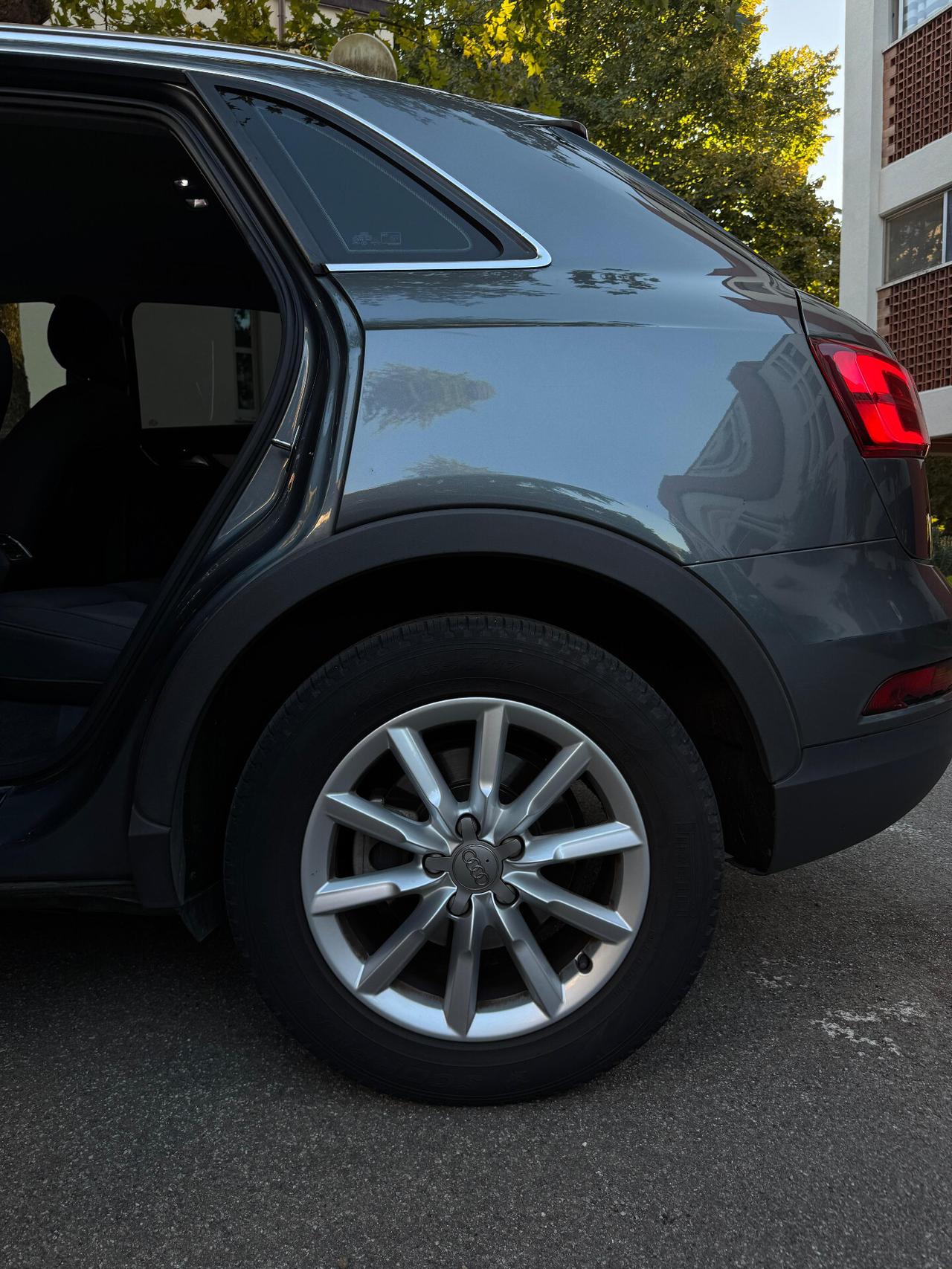 Audi Q3 2.0 TDI 150 CV quattro Business