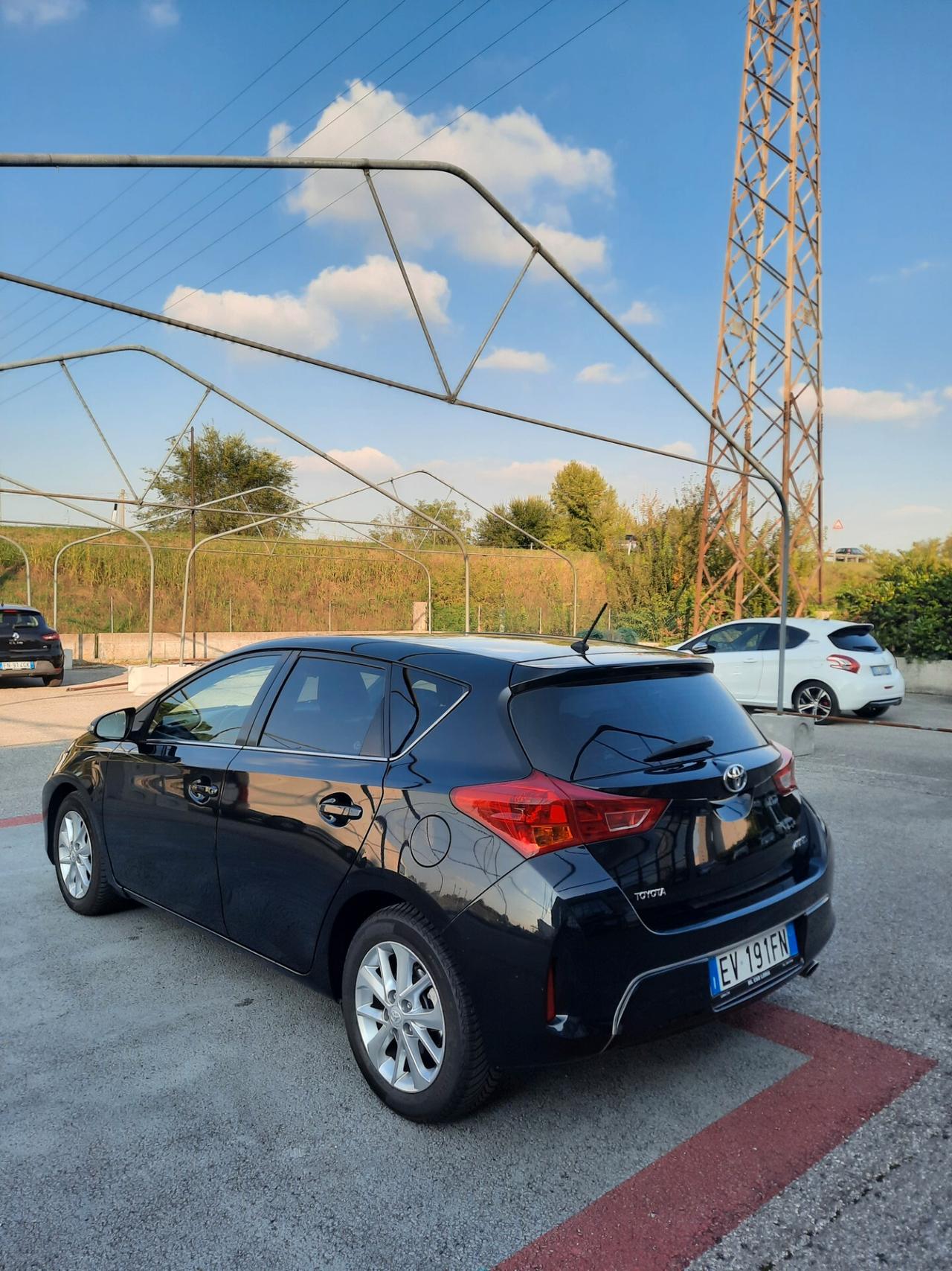 Toyota Auris 1.4 D-4D Active Ok Neopatentati
