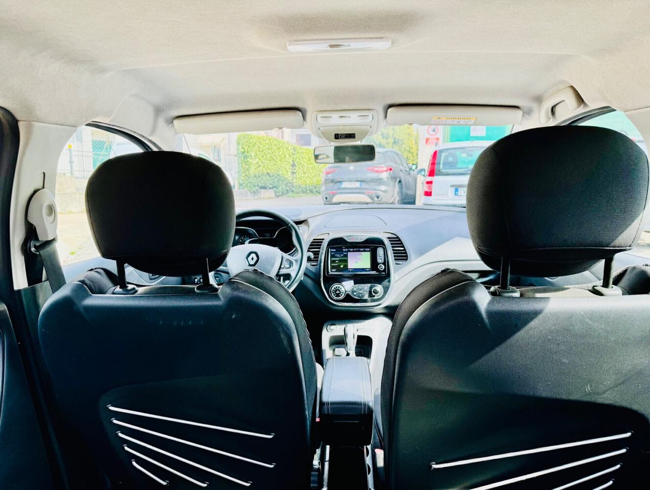 Renault Captur TCe 120 CV Automatica ok Neopatentati