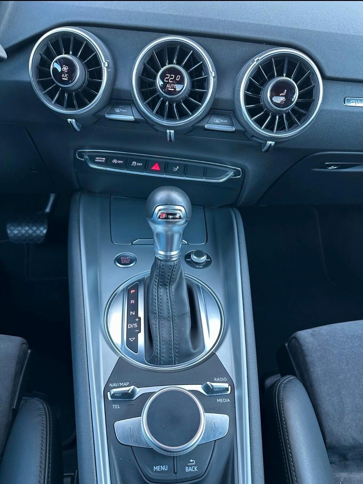 Audi TT 45TFSI 2.0TFSI 245CV Sline quattro Stronic