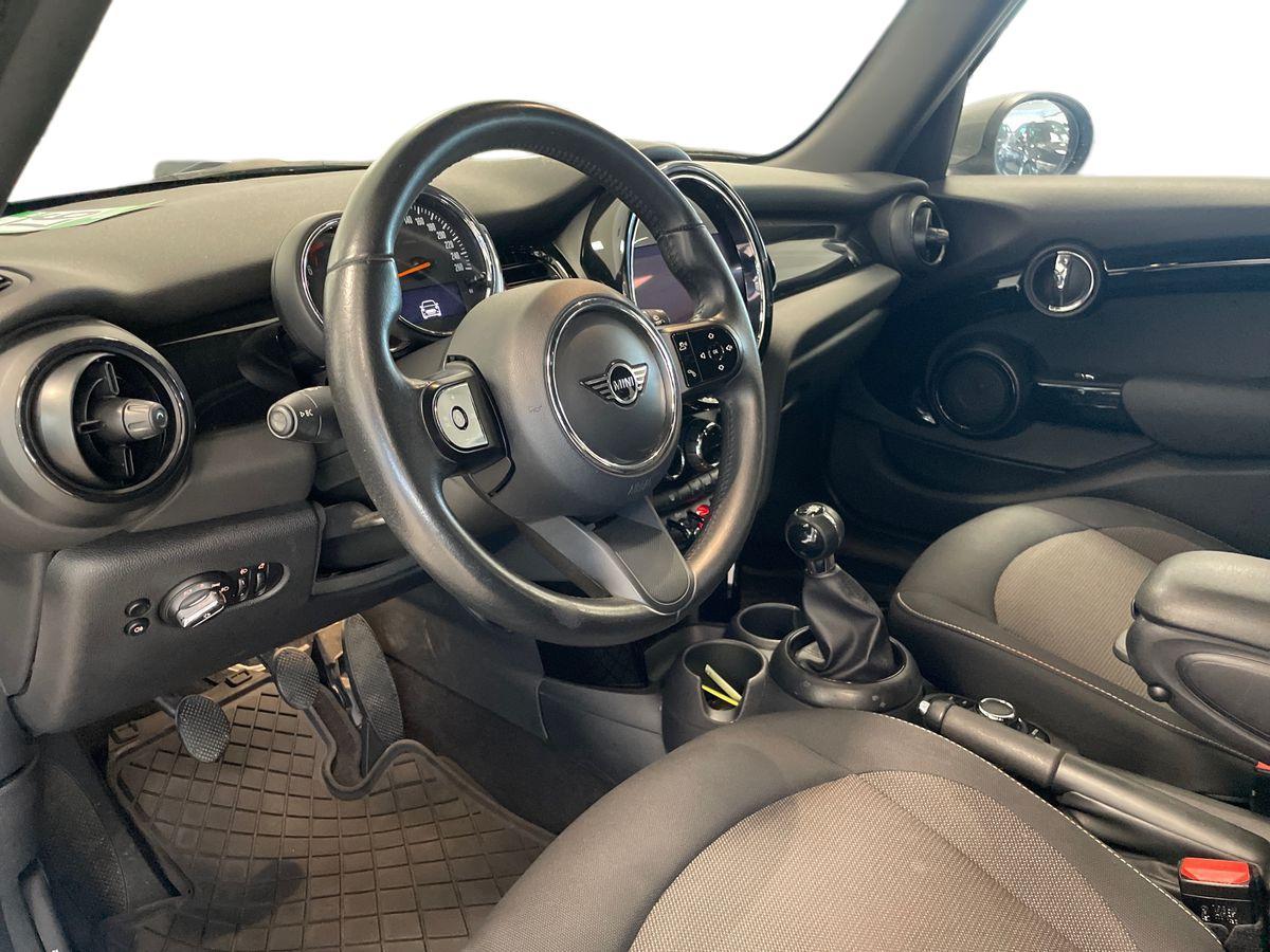 MINI Mini IV F55 2021 5p - Mini 5p 1.5 One Classic 75cv