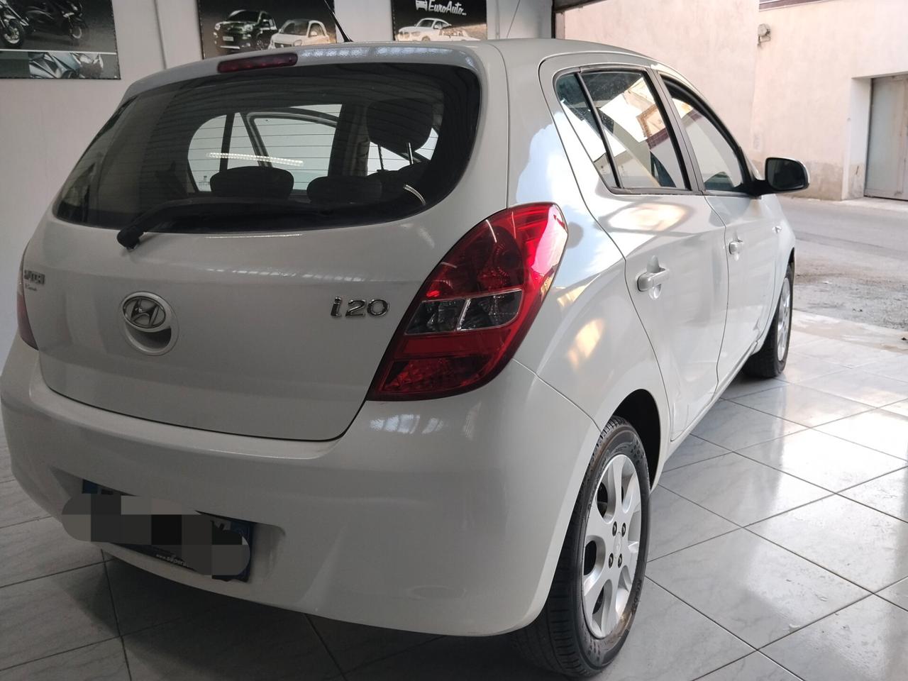 Hyundai i20 1.2 benzina 2010 CON GARANZIA