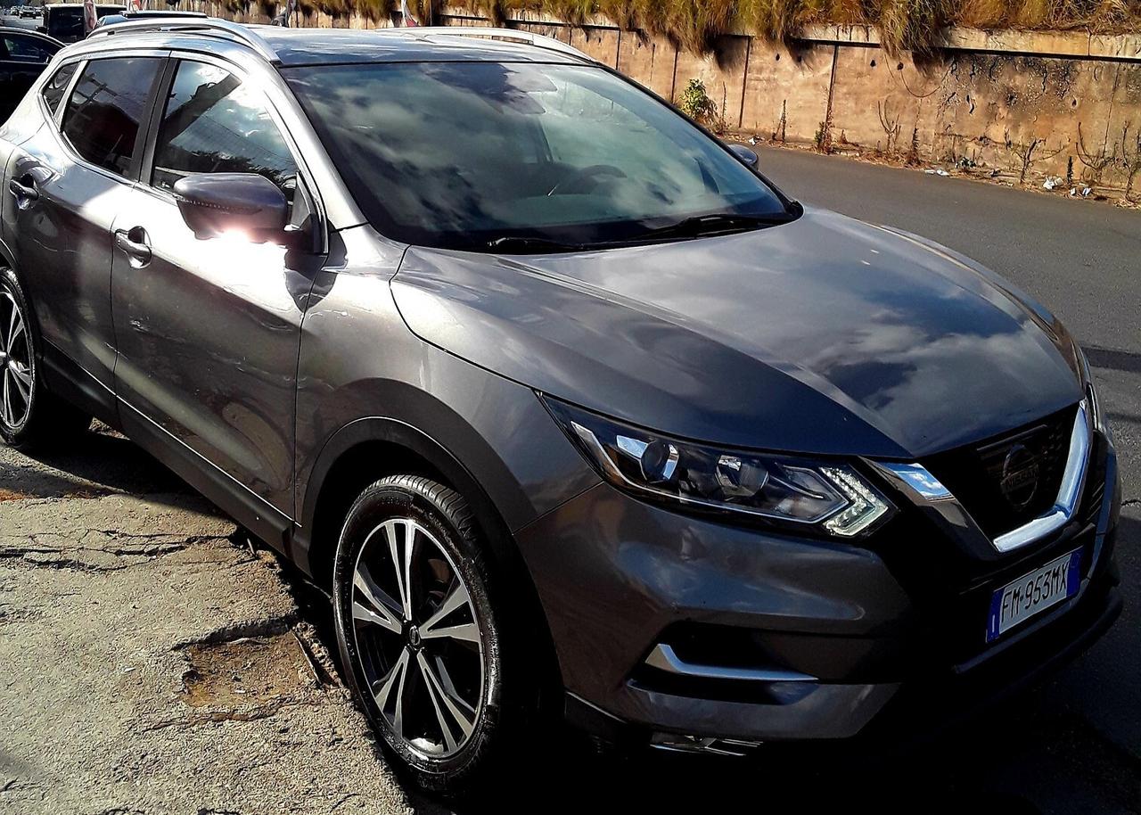 NISSAN QASQHAI 1.5 dci TEKNA Autocarro