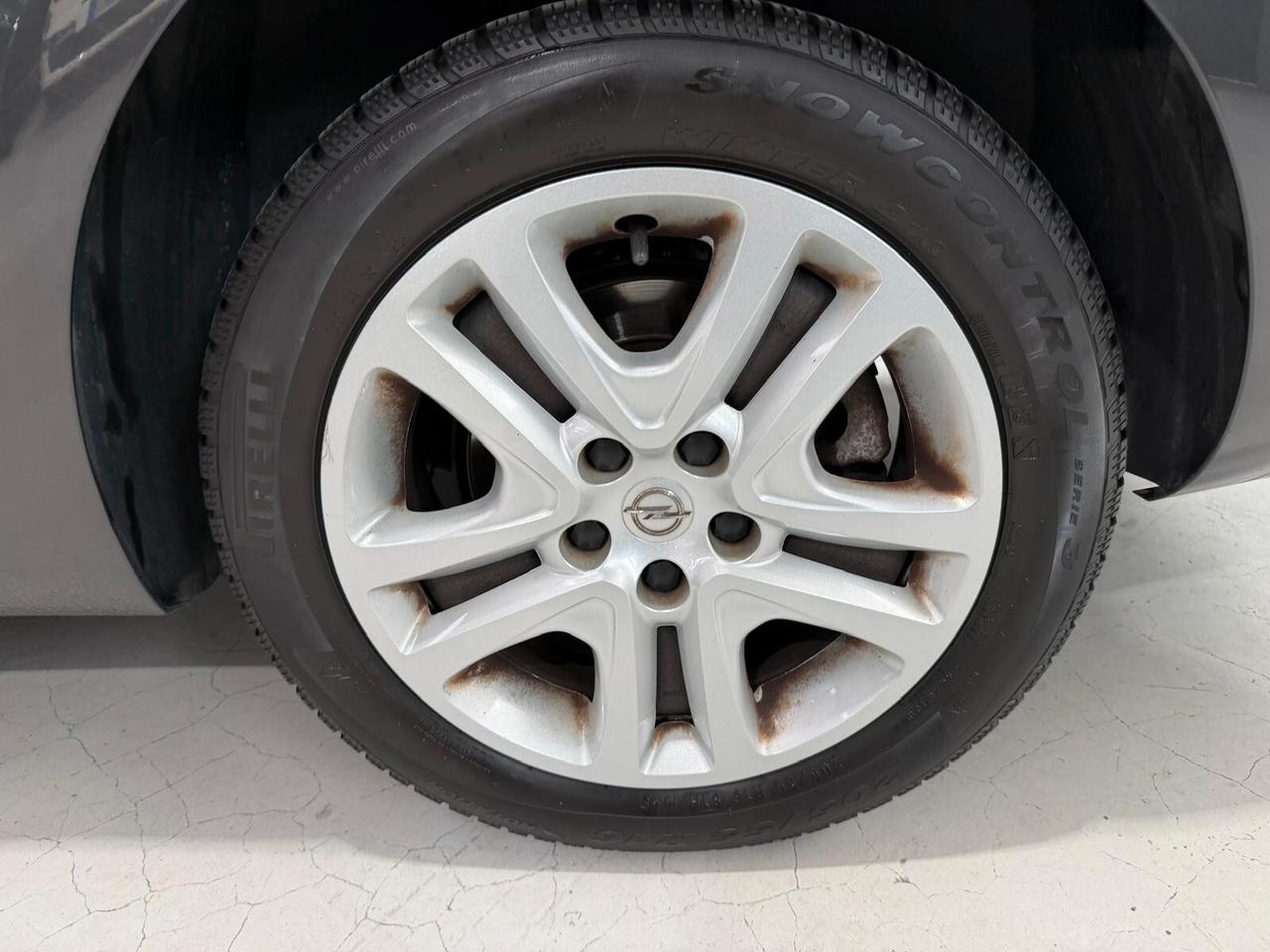 Opel Astra IVA ESPOSTA Neopatentati Cambio Automatico