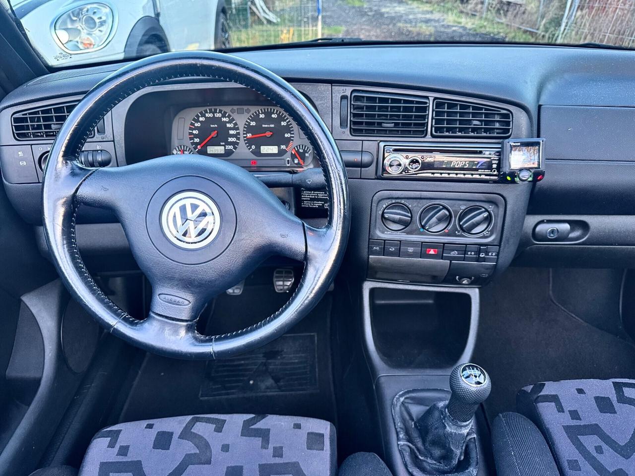 Volkswagen Golf Cabriolet 1.6 benzina 1999 ASI