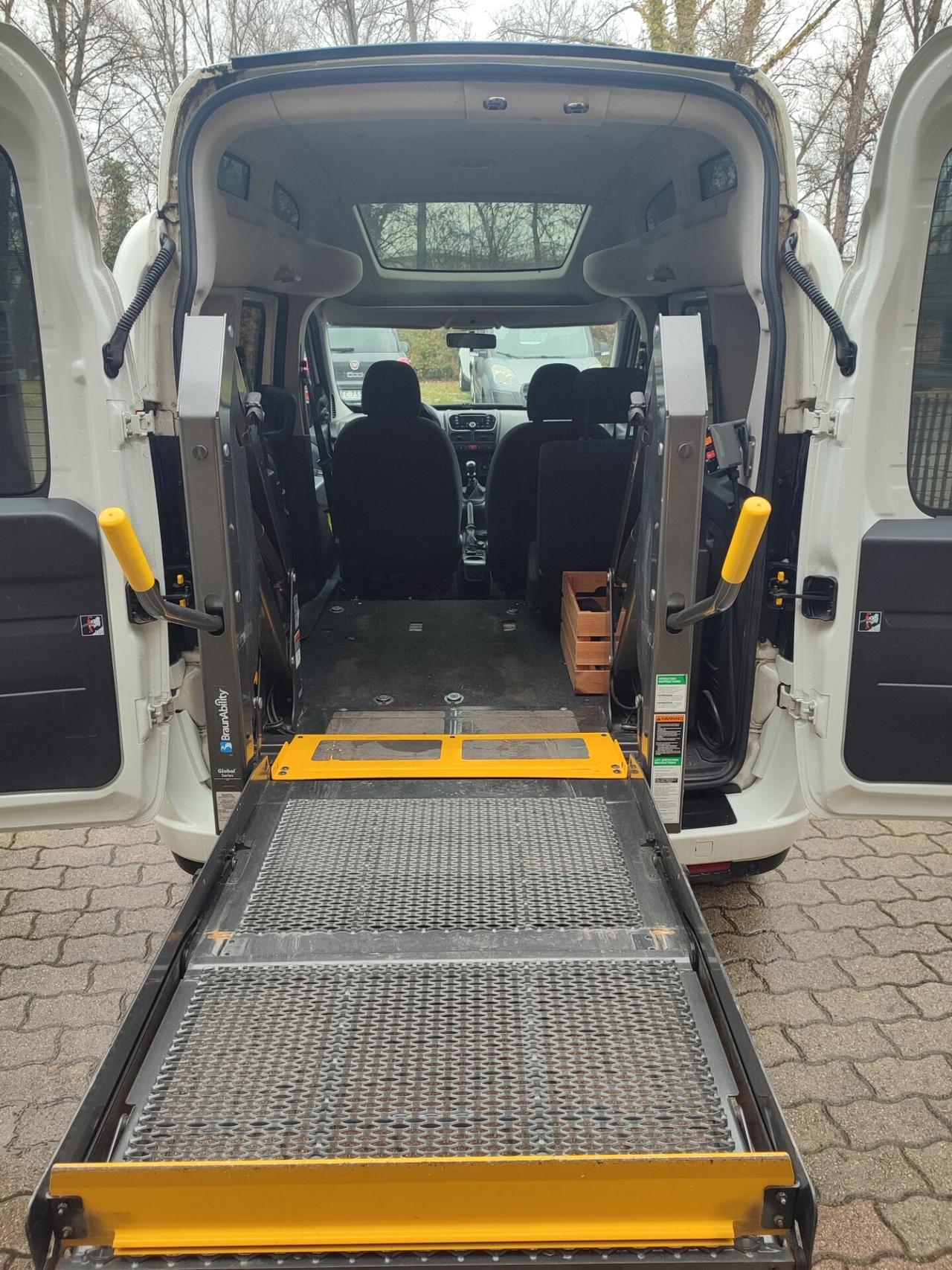 OPEL COMBO 1.4BENZINA 2017 EURO6B PEDANA DISABILI ELETTRICA