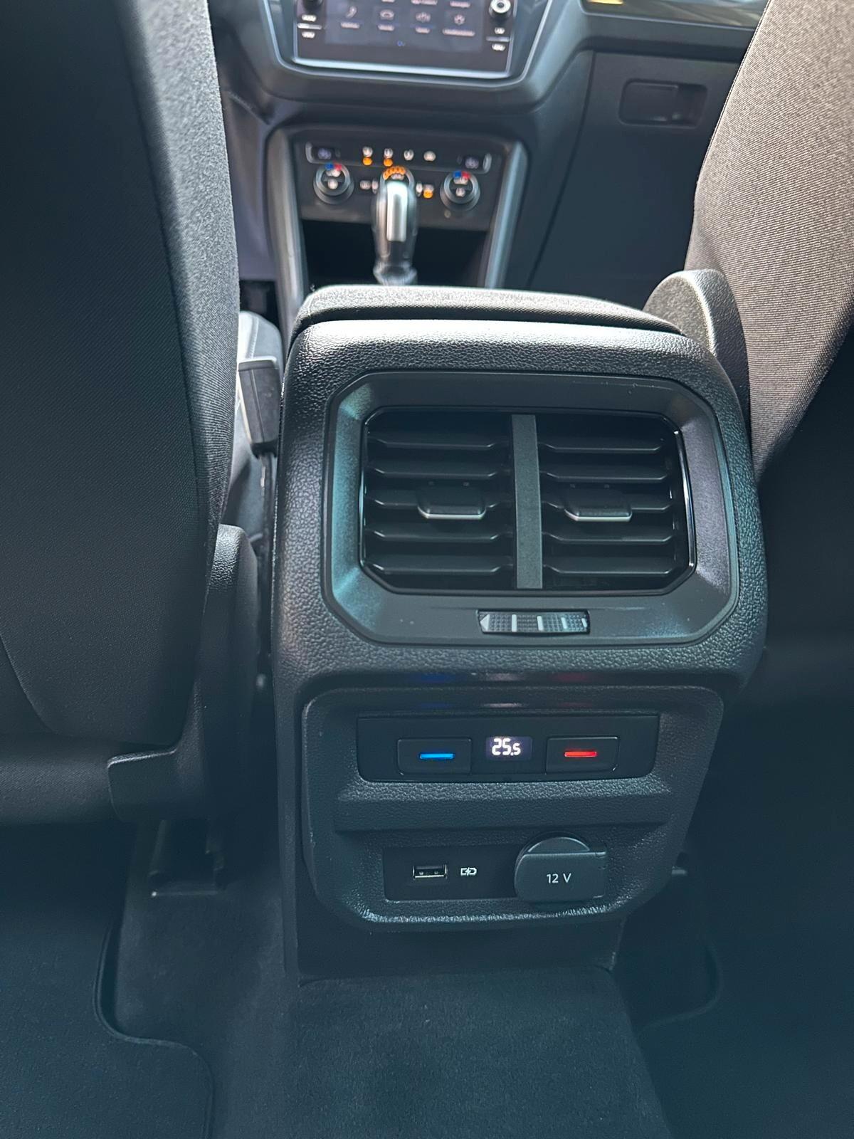 Volkswagen Tiguan 2.0 TDI DSG R-LINE