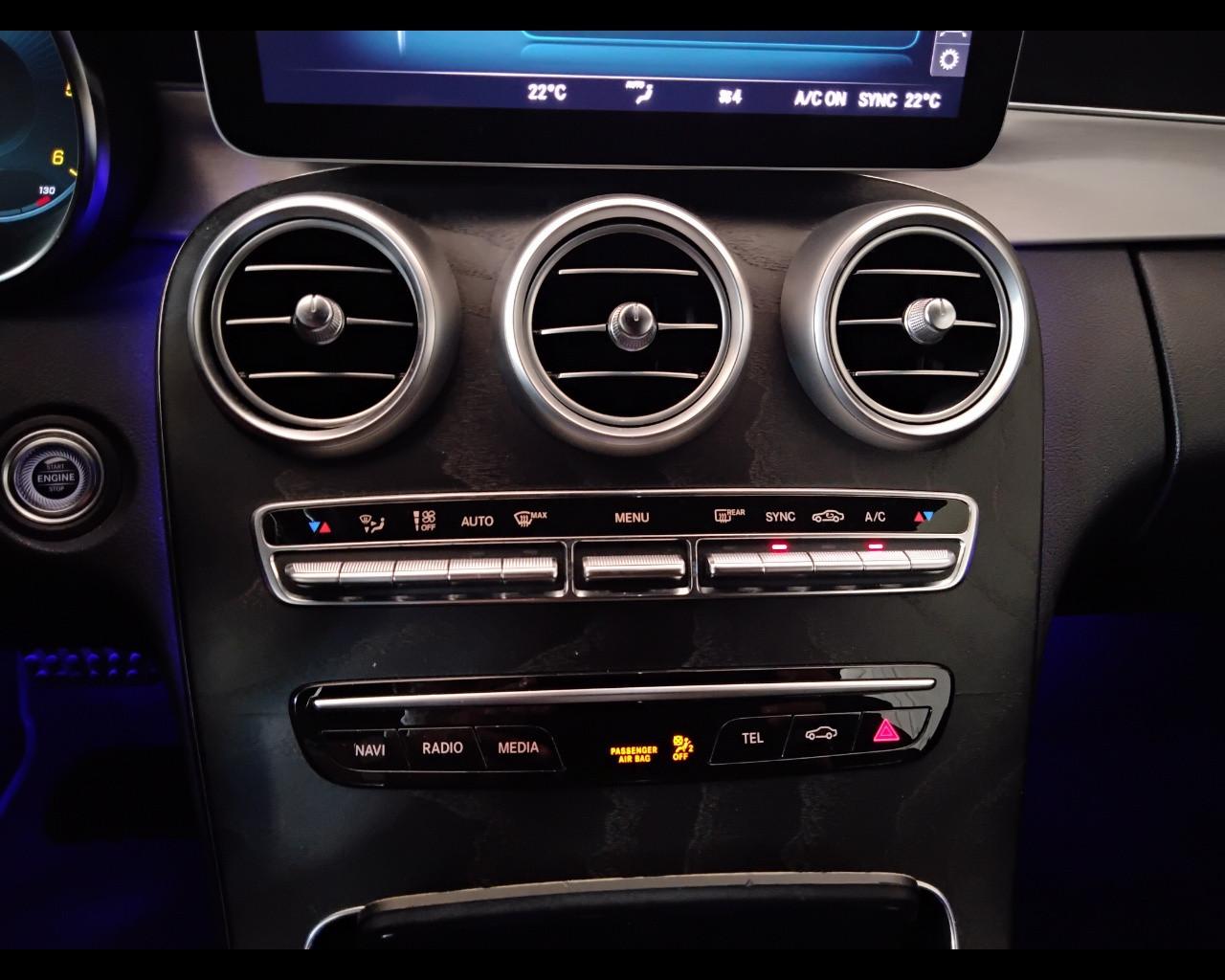 Mercedes-Benz Classe C-C205 2018 Coupe - C Coupe 220 d Premium auto
