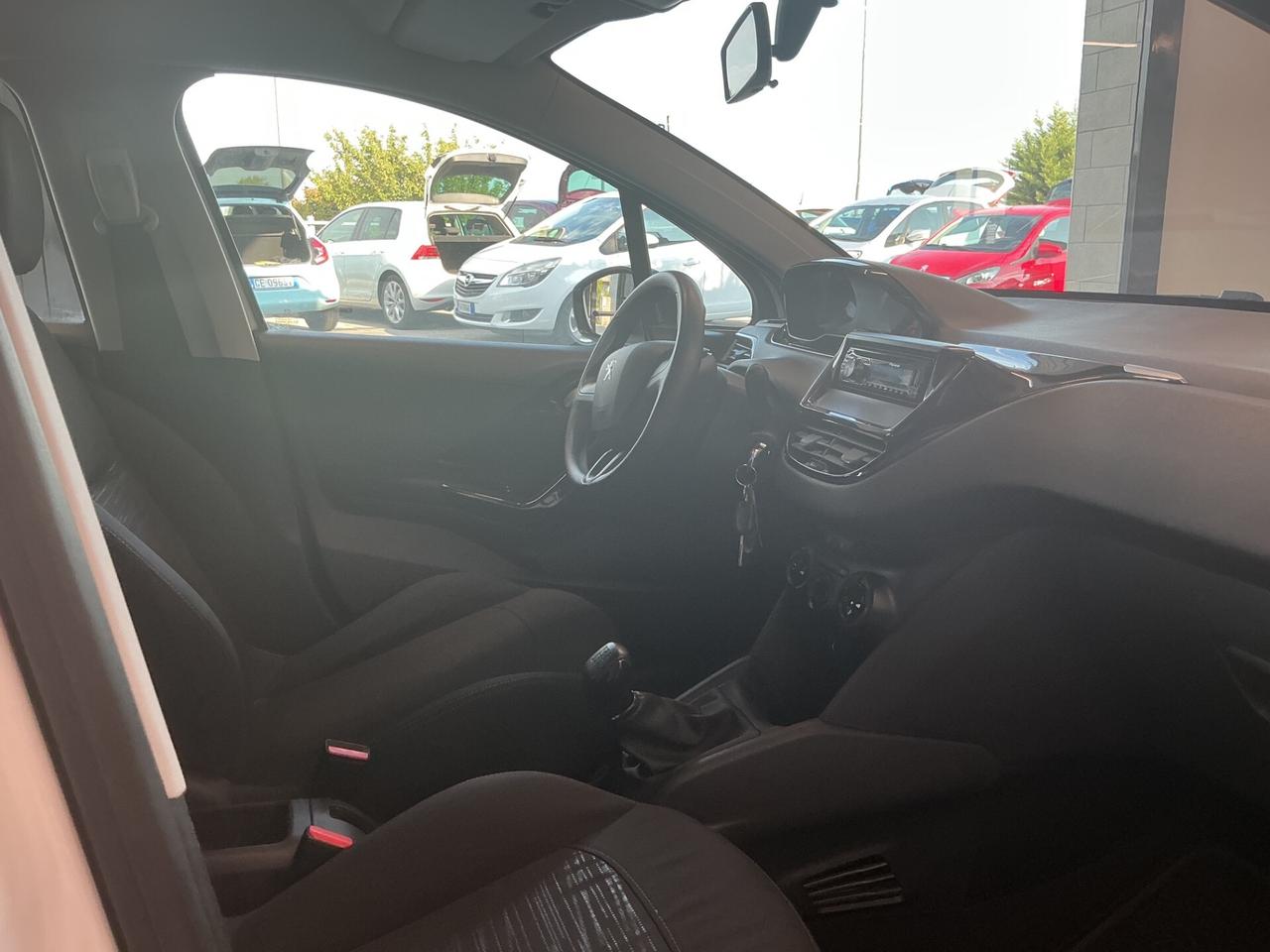 Peugeot 208 1.2 VTi 82 CV 5 porte Active