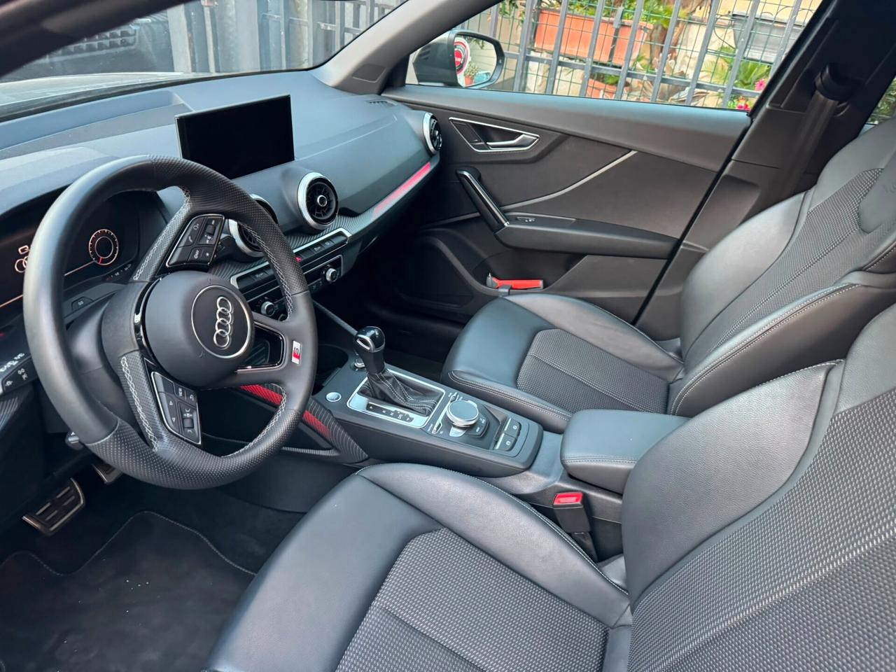 Audi Q2 35 TFSI S tronic line Edition iva esposta