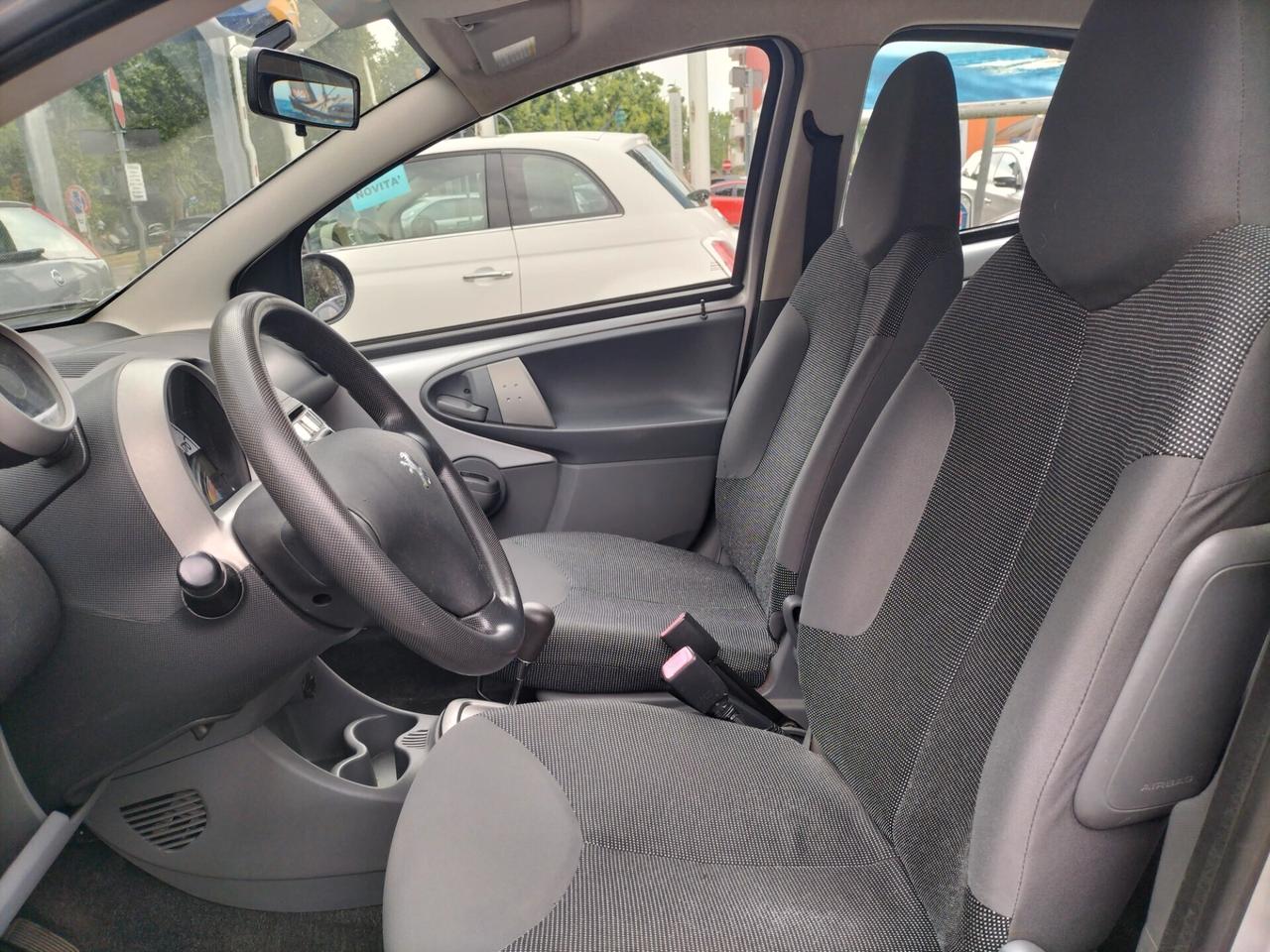 Peugeot 107 - AUTOMATICA TENUTA BENISSIMO