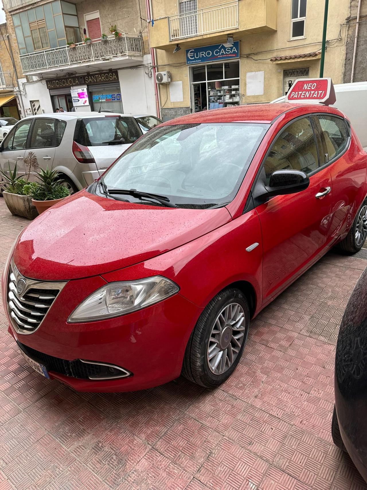 Lancia Ypsilon 1.2 69 CV 5 porte S&S Platinum