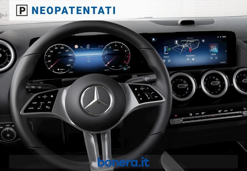 Mercedes GLA 180 180 Progressive Extra 7G-DCT