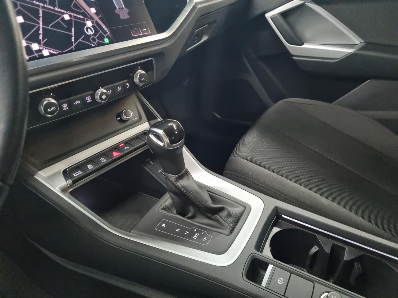 Audi Q3 SPORTBACK 35 TFSI S tronic Business Plus