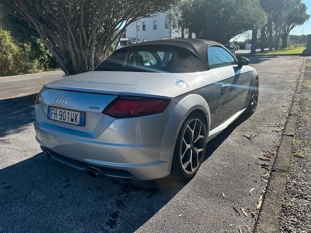 Audi TT Roadster 2.0 TFSI quattro S tronic line