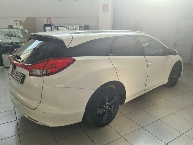 Honda Civic 1.6 i-DTEC Elegance Navi