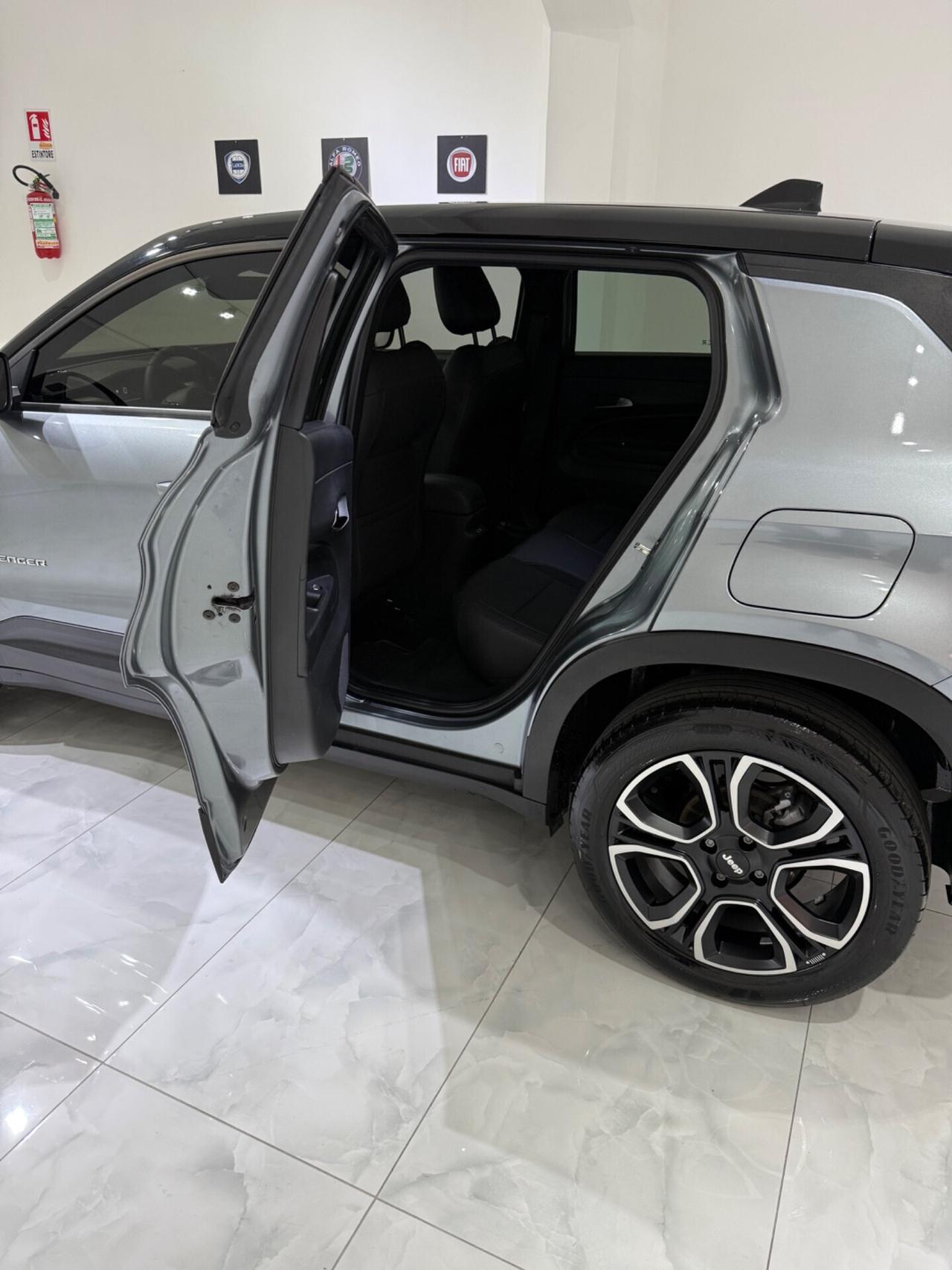 Jeep Avenger 1.2 Turbo 100 CV Summit