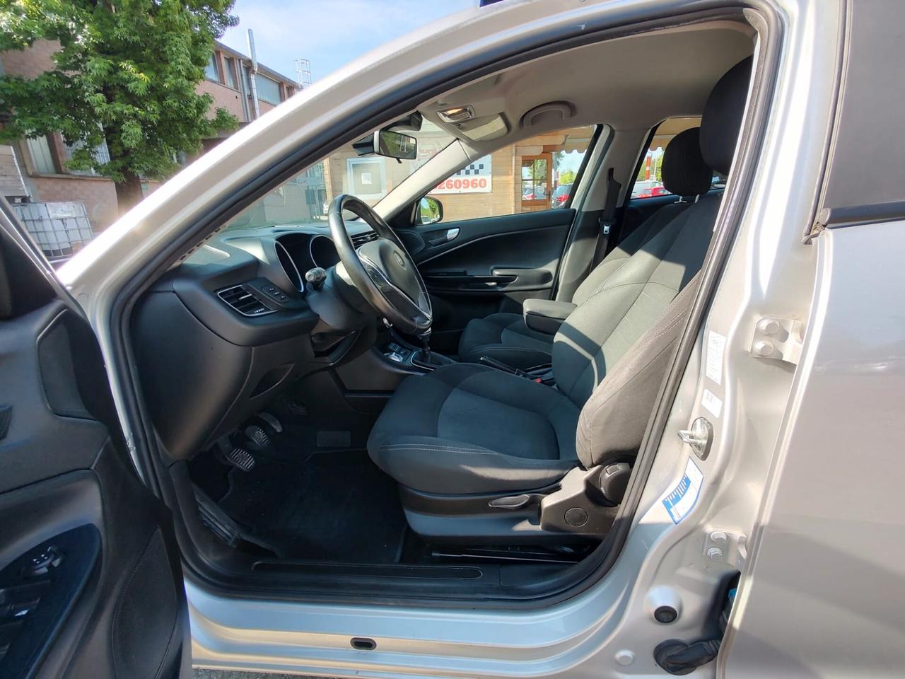 Alfa Romeo Giulietta 1.6 JTDm 120 CV Super, OK NEOPATENTATI, GARANZIA L.12 MESI