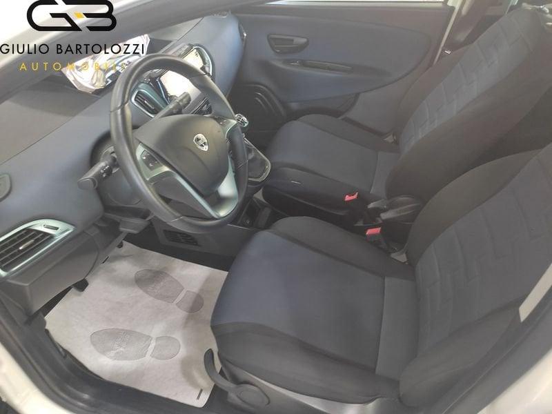 Lancia Ypsilon 1.0 FireFly 70cv S&S Hybrid GOLD PLUS