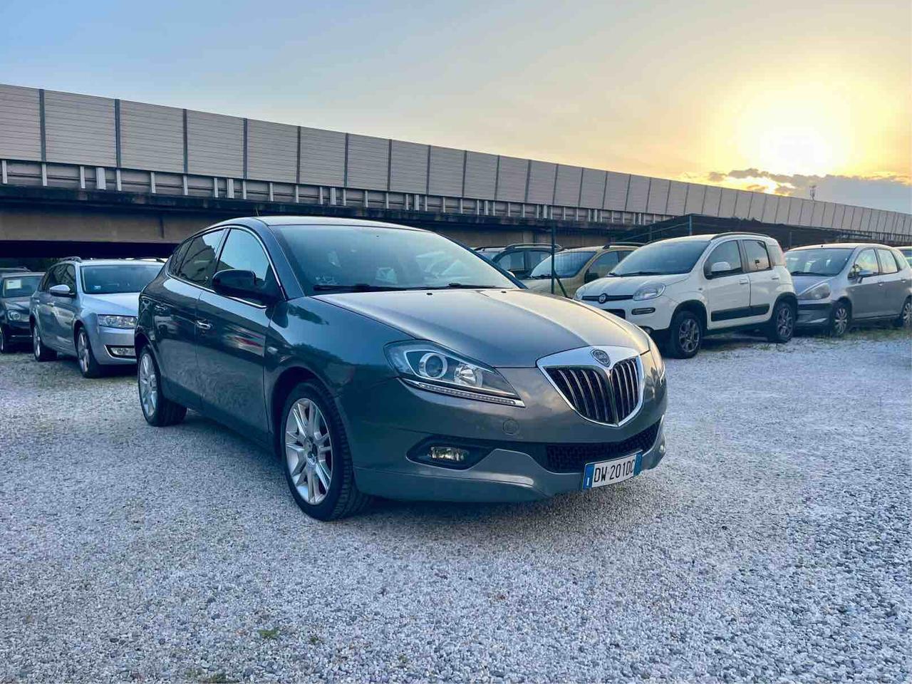 LANCIA DELTA - 163 CV - PLATINO