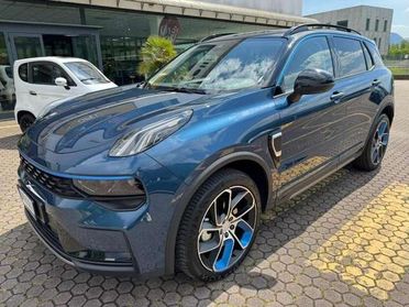 Lynk & Co 01 01 1.5 td phev auto