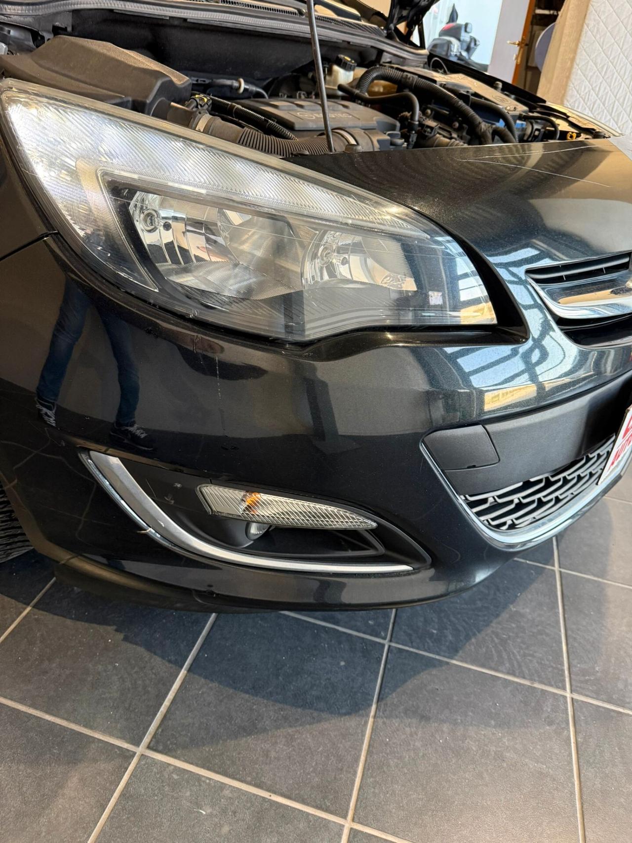 Opel Astra 1.4 Turbo 120CV - NEOPATENTATI - GARANZIA