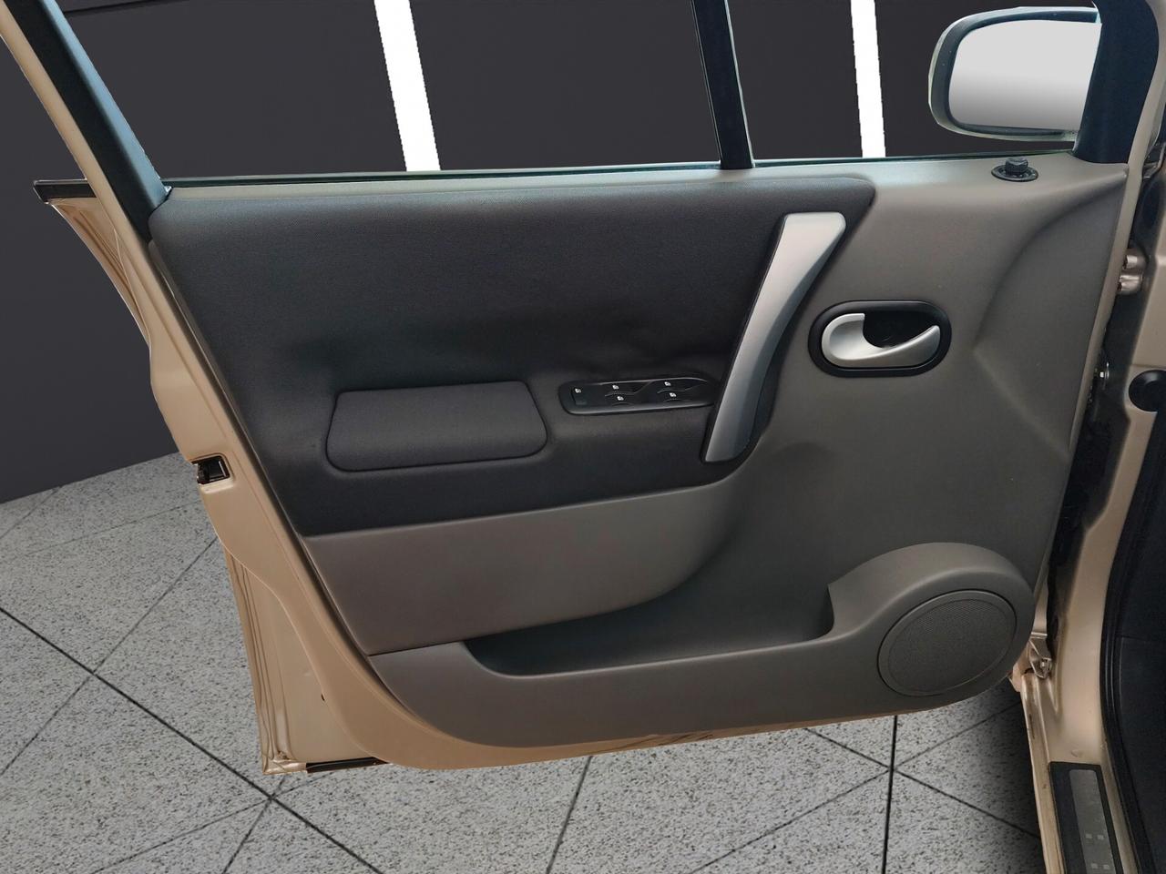 Renault Scenic Scénic 1.5 dCi/105CV Serie Speciale Dynamique