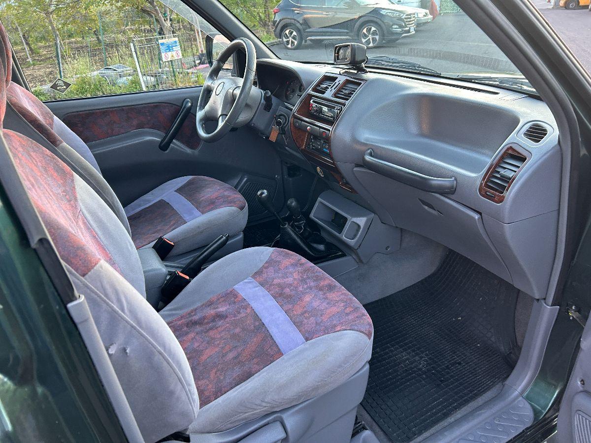 NISSAN - Terrano II - 2.7 Tdi 125CV 3 porte SE GANCIO TRAINO