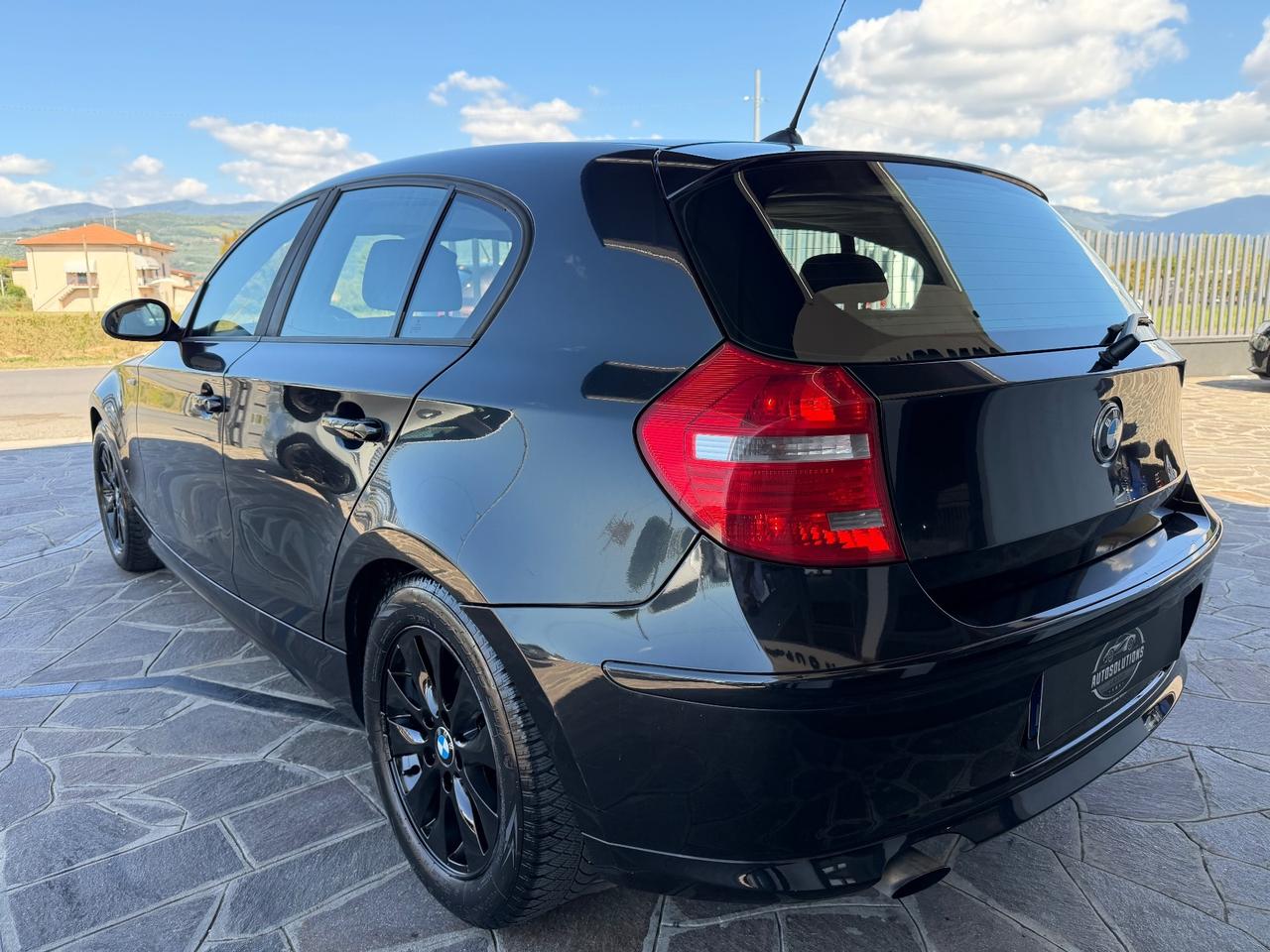 Bmw 116d 5p 2.0 Futura 116cv Total Black okneopatentati