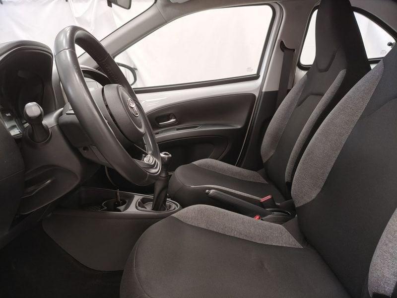 Toyota Aygo X 1.0B (72 CV) Active